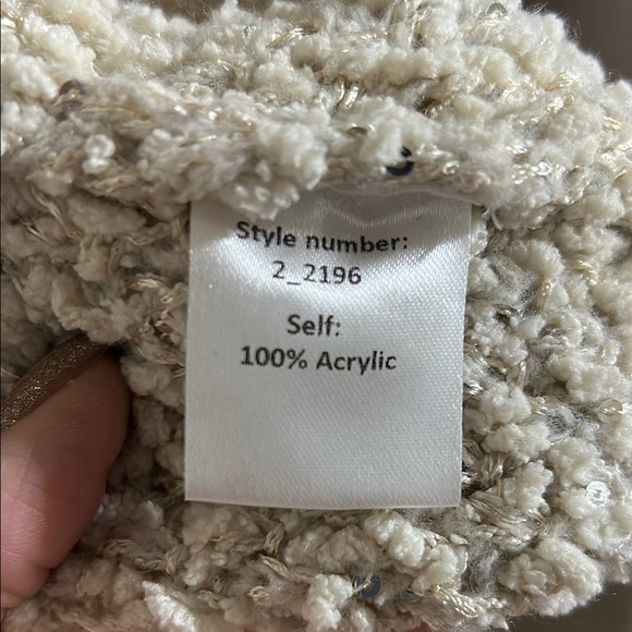 Cream Oversized Cardigan with Balloon Sleeves - Picture 4 of 7